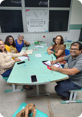 Alfabetização inicial de jovens, adultos e idosos: a ousadia de fazer e o dever de mostrar